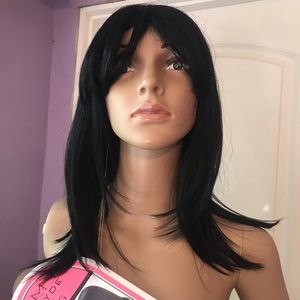 MAYDE Black Wig